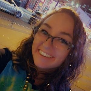 Meet your Posher, Kelly